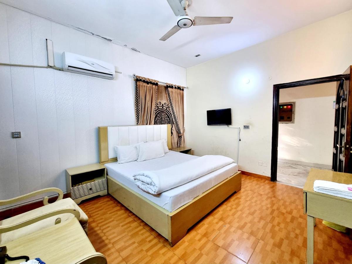 Hotel Visit Inn Executive Lahor Dış mekan fotoğraf